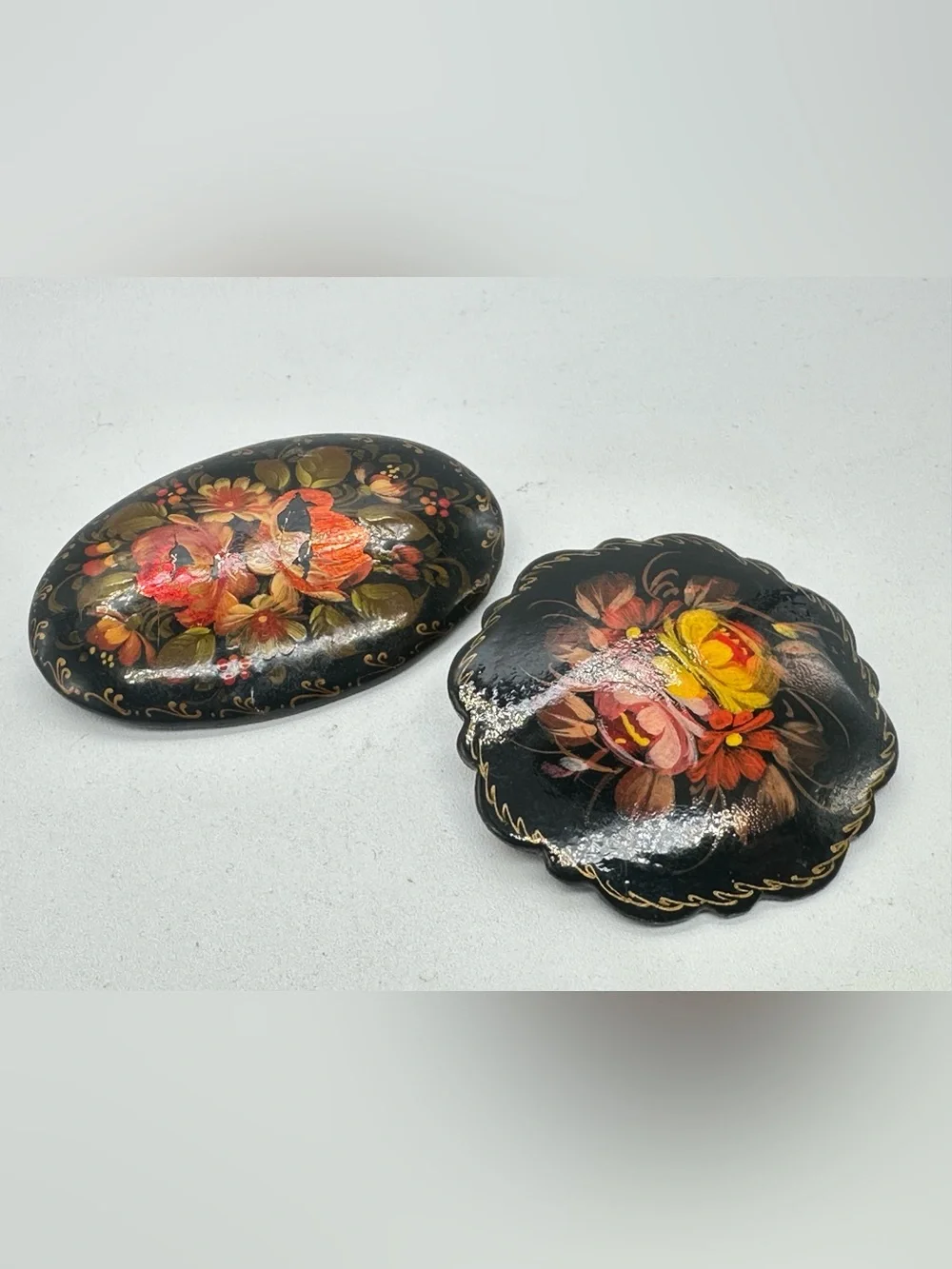 Vintage Russian Hand-Painted Floral Black Lacquer Brooch Pin  Set of 2